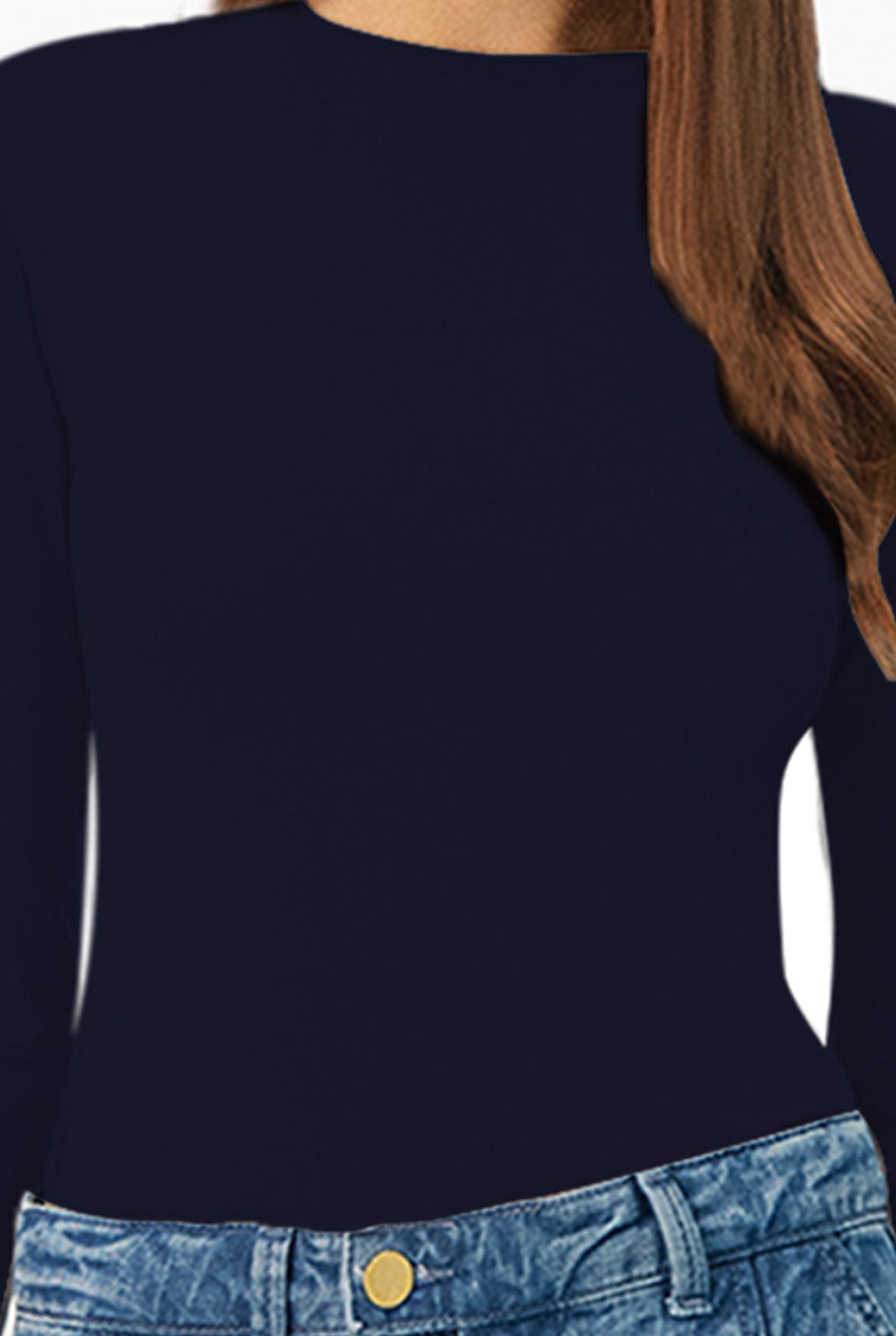 Playera básica azul marino de manga larga y cuello redondo