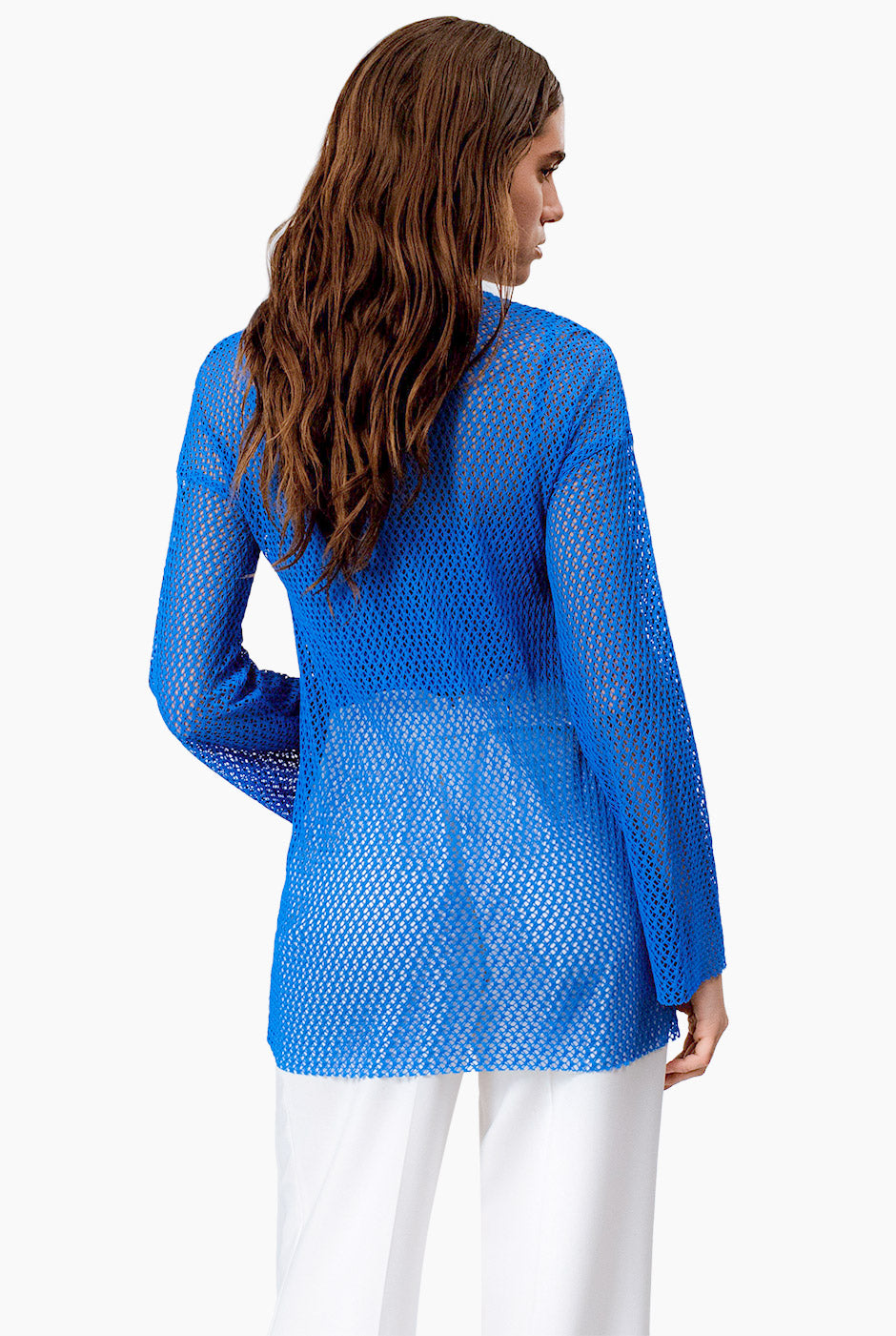 Blusa túnica azul tejida de manga larga y cuello redondo