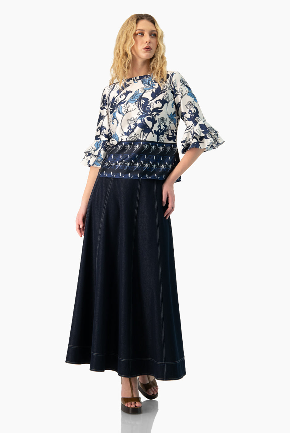 Falda midi azul marino con dobladillo ancho y cremallera trasera