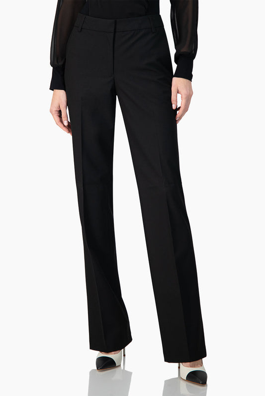 Pantalón recto negro con presillas y bolsillos de Ivonne Basics