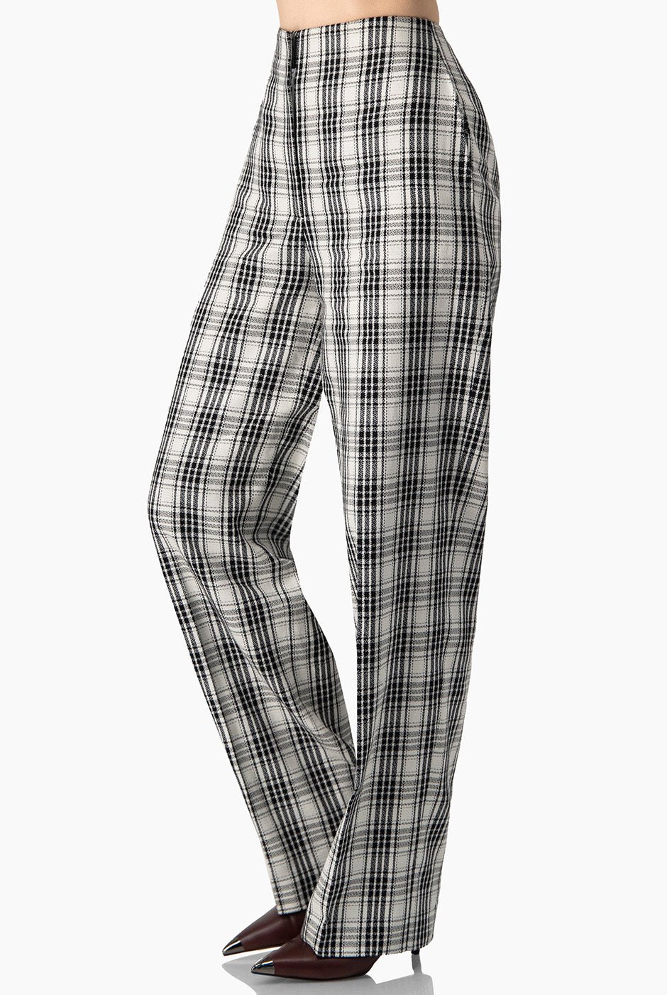 Pantalón amplio negro a cuadros con cierre y broche