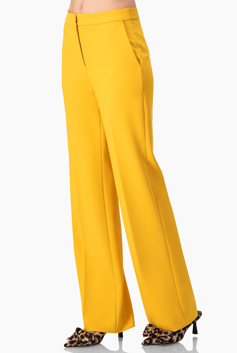 Pantalón sastreado amarillo recto con bolsillos laterales