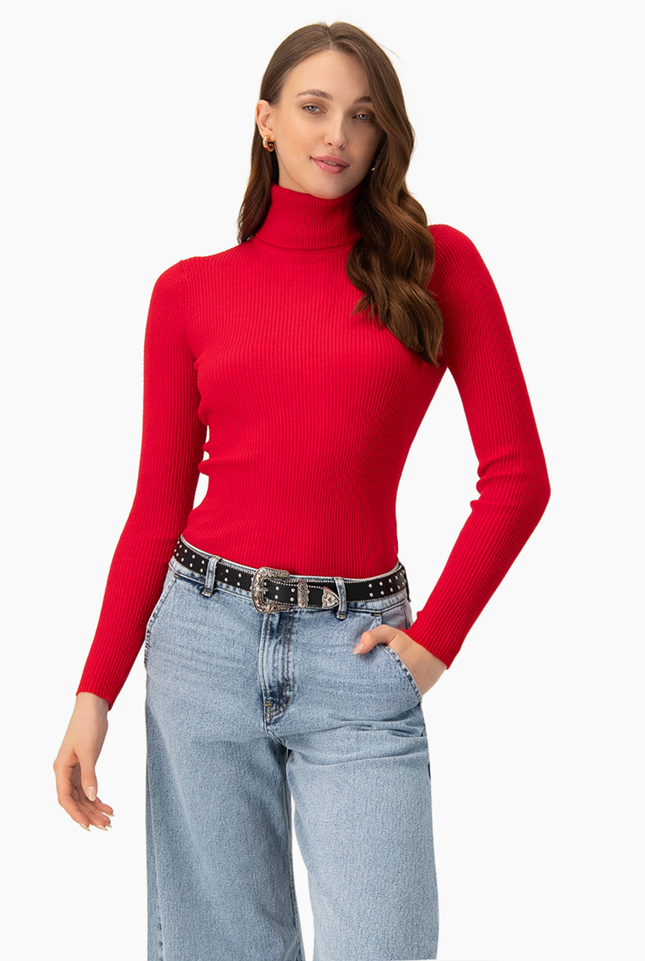 Suéter acanalado rojo con cuello alto y mangas largas