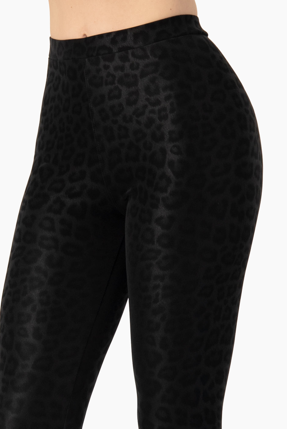 Pantalón PU Leopardo