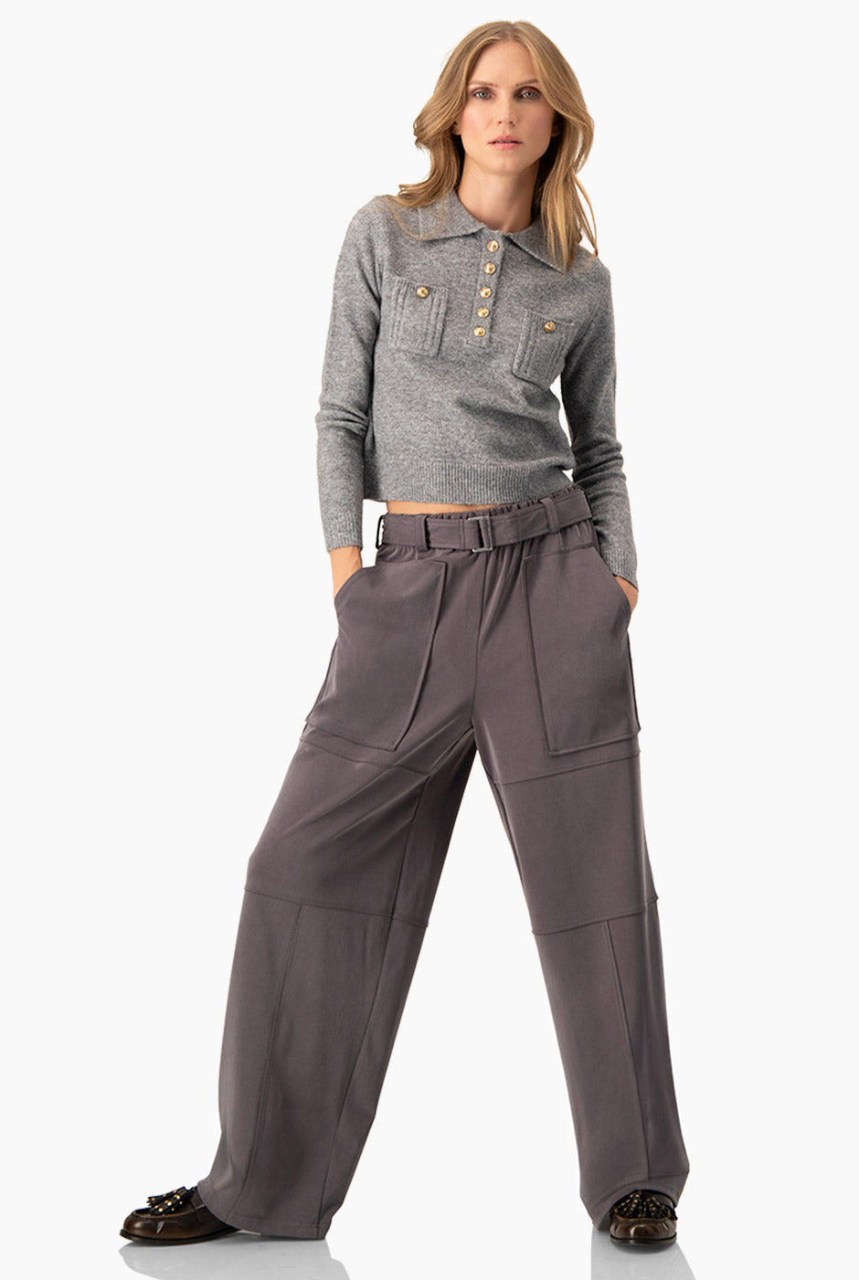 Suéter Shimmer Grey con brillo y botones dorados